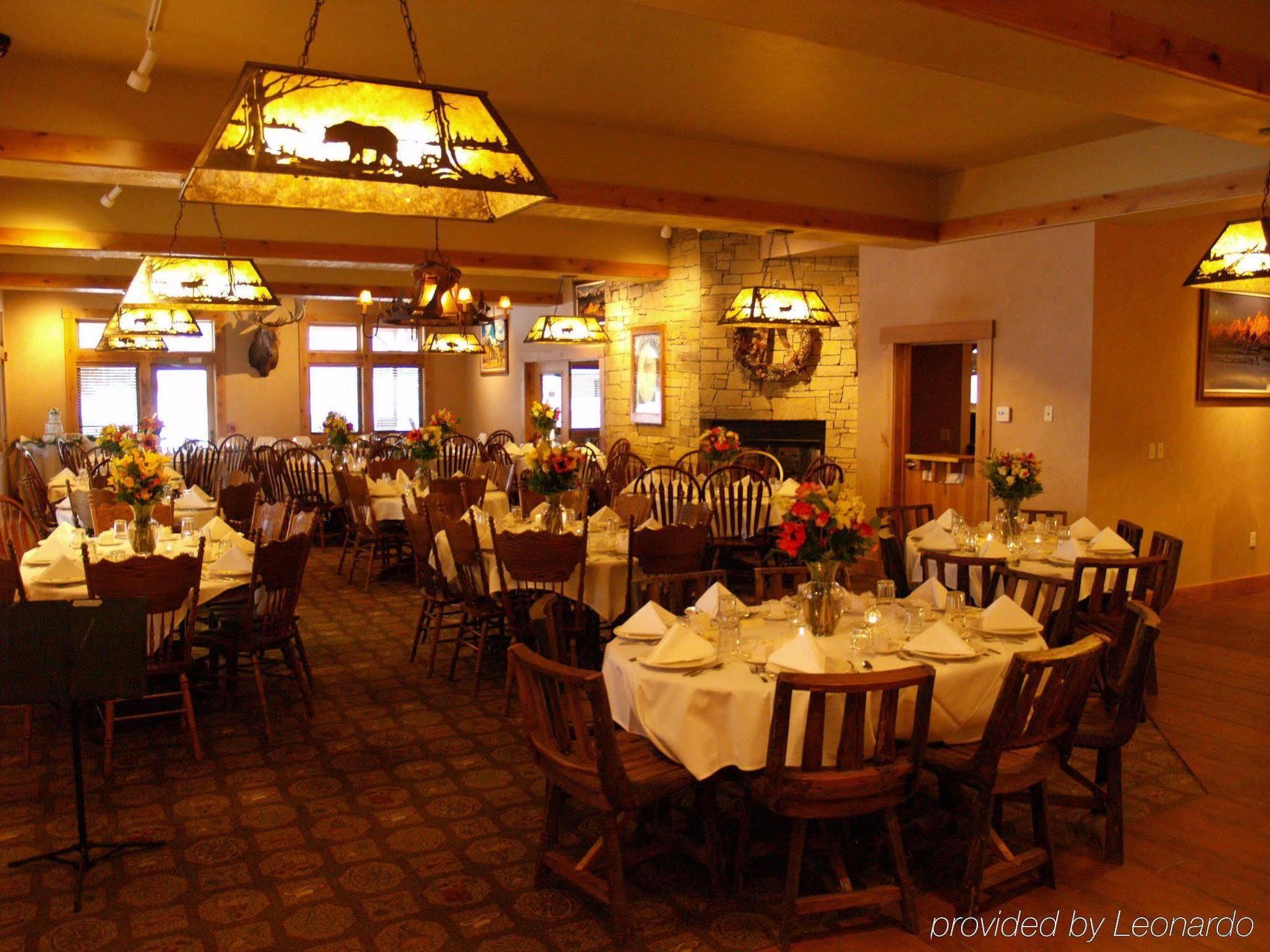 Flying Saddle Resort And Steak House Alpine Zewnętrze zdjęcie